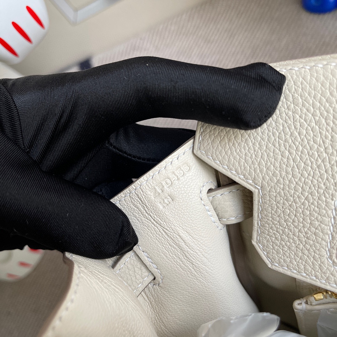 RepLadies Trust Seller : Hermes Birkin 25CM Togo CK10 Craie GHW Handmade Stock